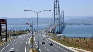 Vatandaşlar bayramda Osmangazi Köprüsü yerine feribotu tercih etti!