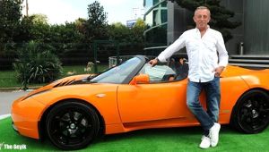 Ali Ağaoğlu'nun Arabaları Satışa Çıktı