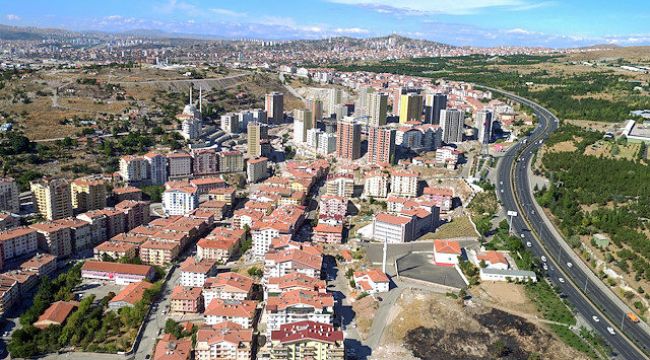 Vatandaş, deprem sonrası kentsel dönüşüm için soluğu belediye ve Çevre ve Şehircilik İl Müdürlükleri&#039;nde aldı