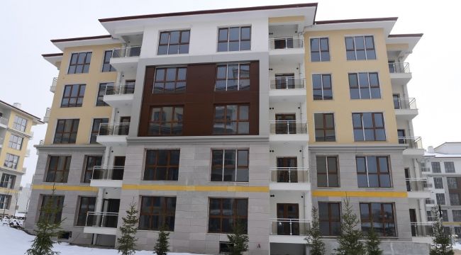 Bakan Yardımcısı Suver, Yeşilyurt'ta kentsel dönüşüm projelerini inceledi