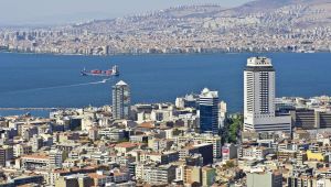 İzmir’de Konut Stoku Arttı, Tüketiciler İlanlarda Boğuldu 