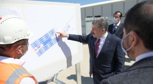 Bakan Koca: "Salgın, deprem ve afet hastanemiz hızla inşa ediliyor"