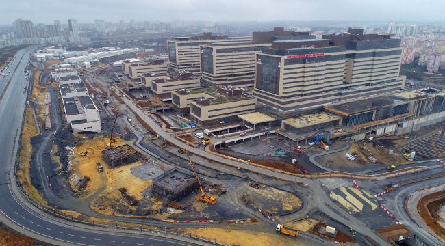 Başakşehir Şehir Hastanesi gün sayıyor
