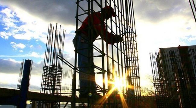Düşük faiz inşaat sektörünü canlandırdı