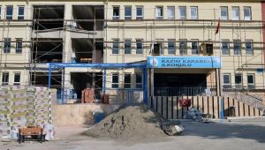 Depremde hasar gören okulların yerine yenisi yapılıyor 