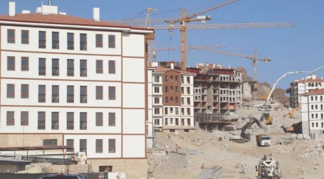 Eskimalatya’da depremzedelerin yaraları sarılıyor