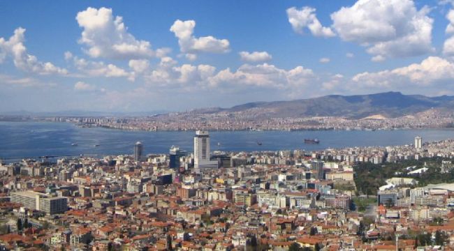 İzmir’de kentsel dönüşüm adımları atılıyor