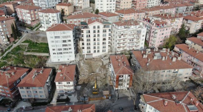 Ankara'da çökme tehlikesi olan 8 katlı apartman ve çevresindeki 15 bina boşaltıldı