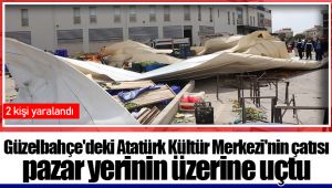 Güzelbahçe'deki Atatürk Kültür Merkezi'nin çatısı pazar yerinin üzerine uçtu