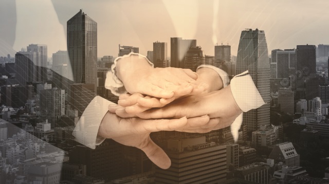 "İnşaat sektörü fedakarlık yaptığı bir dönemi yaşıyor"